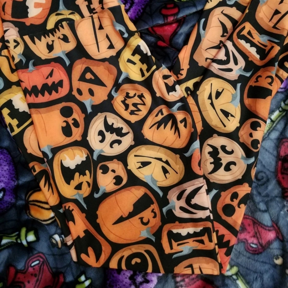Jack-o-lantern Halloween leggings Society6
